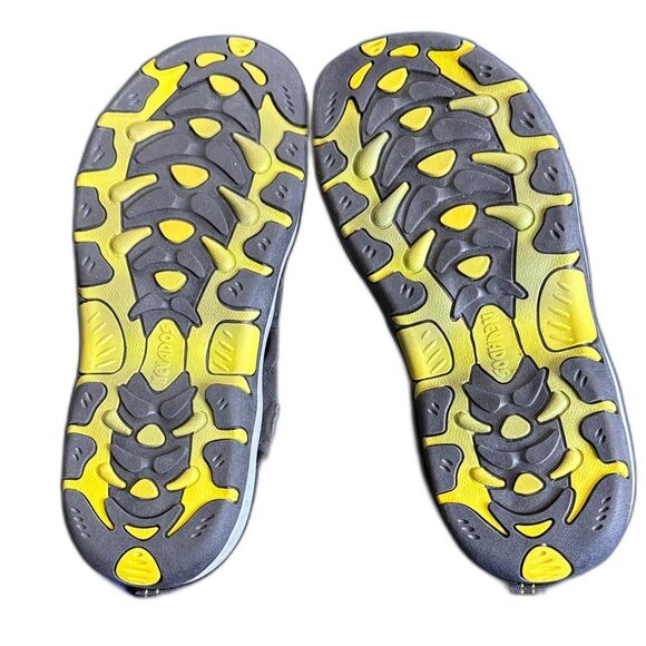Nevados Black and Gray Men\'s Sandals Size 12